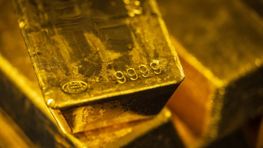 Harga Emas Tembus US$5.000, Didorong Risiko Geopolitik dan Spekulasi Pemangkasan Suku Bunga The Fed